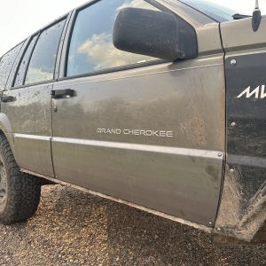 ZJ 93-98 Jeep Grand Cherokee Door Cladding - Lower Body Armor